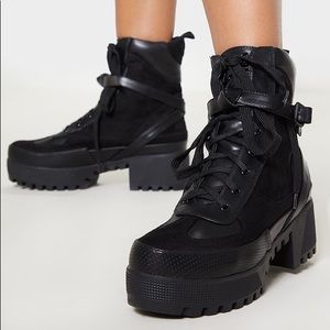 Pretty Little Thing Karmel Biker Boots